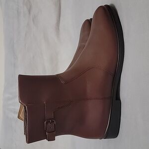 ECCO Brown Leather Hydromax Flat Zip Boots, Size 10-10.5 EU41, Color Mink, inBox